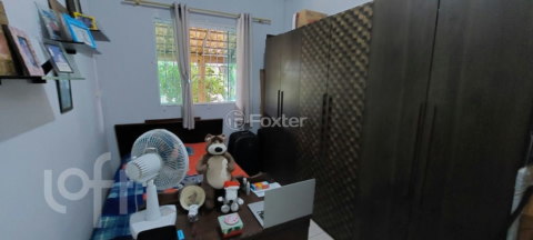 Image 7 - 915928