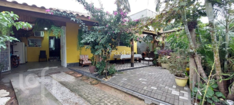 Image 0 - 915928