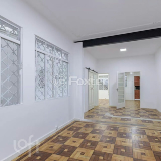 Image 3 - 915942