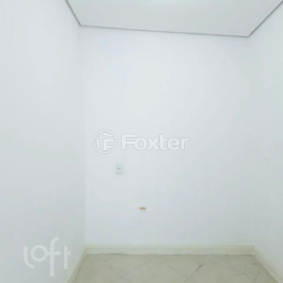 Image 34 - 915942