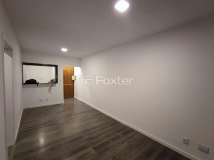 Image 3 - 915964