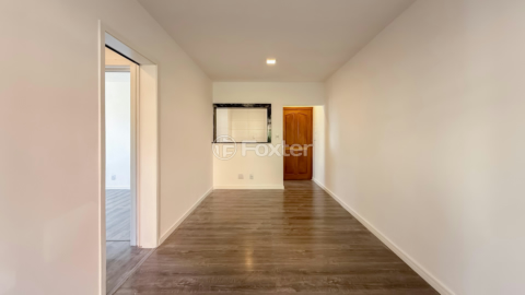 Image 7 - 915964