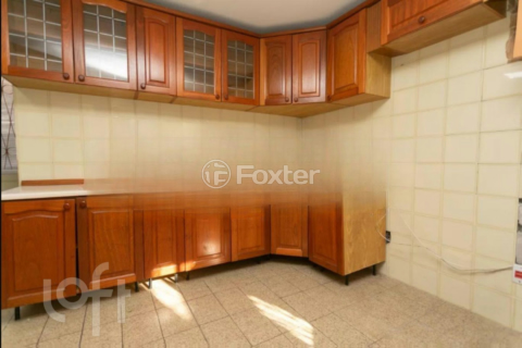 Image 4 - 916004
