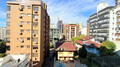 Image 11 - 916009