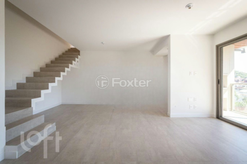 Image 3 - 916017