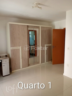 Image 4 - 916089