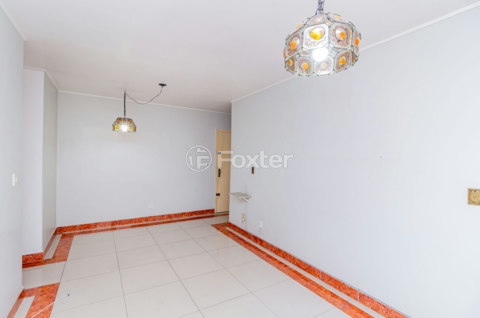 Image 3 - 916093