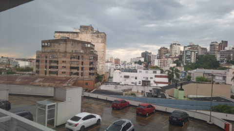 Image 1 - 916121
