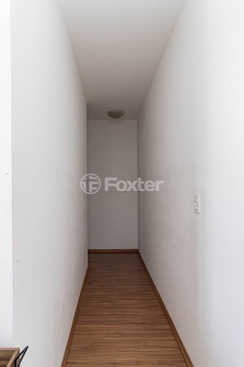 Image 6 - 916262