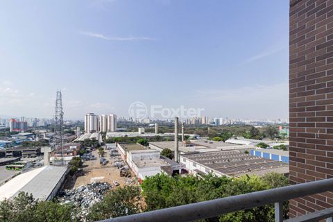 Image 2 - 916262