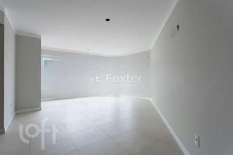 Image 8 - 916397