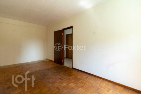 Image 7 - 916406
