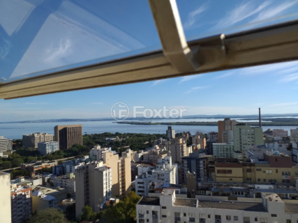 Image 10 - 916434