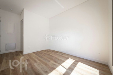 Image 4 - 916438