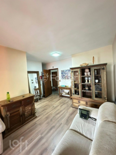 Image 3 - 916473
