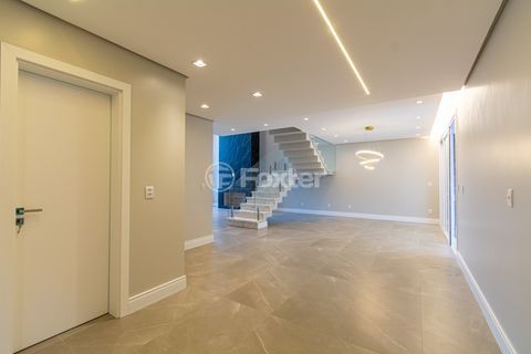 Image 21 - 916479