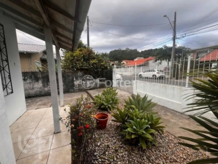 Image 19 - 916505