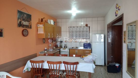 Image 3 - 916512
