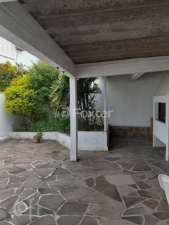 Image 16 - 916548