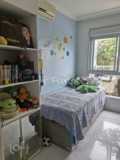 Image 16 - 916557