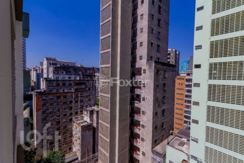 Image 17 - 916571