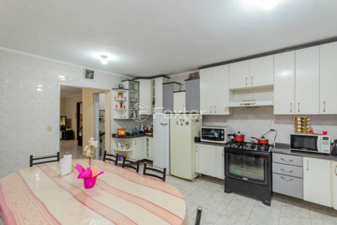 Image 11 - 916586