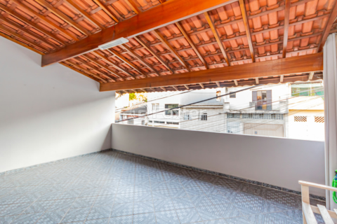 Image 37 - 916586