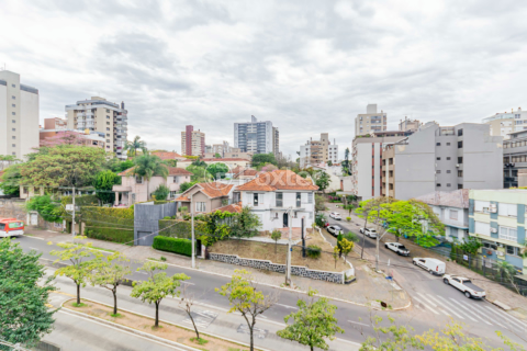 Image 10 - 916607