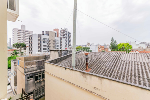 Image 23 - 916607