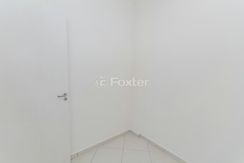 Image 43 - 916687