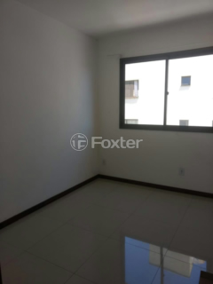 Image 3 - 916767