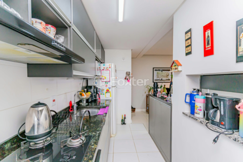 Image 7 - 916776