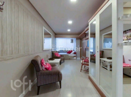 Image 4 - 916788