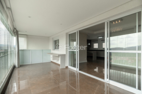 Image 4 - 916797