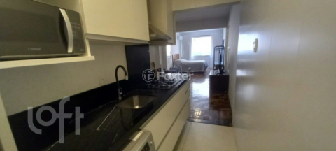 Image 8 - 916803
