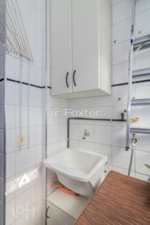 Image 32 - 916820