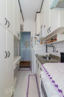 Image 29 - 916820