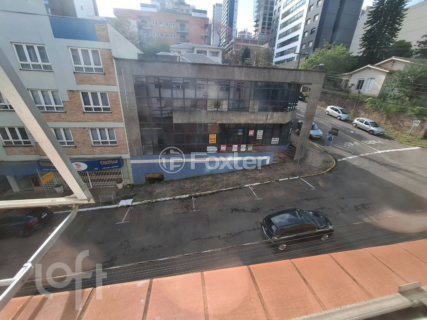 Image 14 - 916833