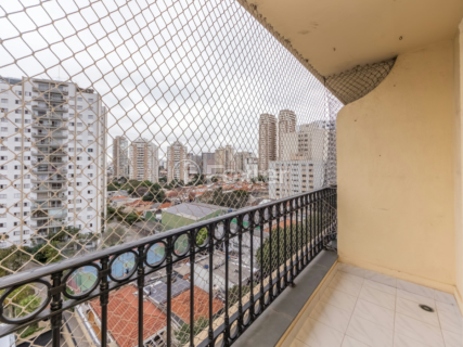 Image 4 - 916855