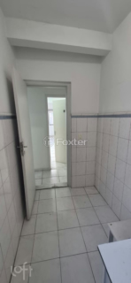 Image 6 - 916900