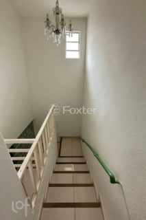 Image 1 - 916901