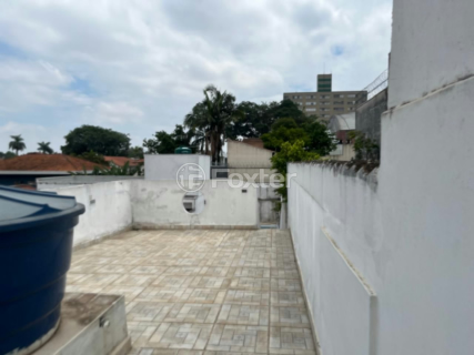 Image 19 - 916906
