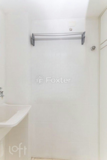 Image 19 - 916922