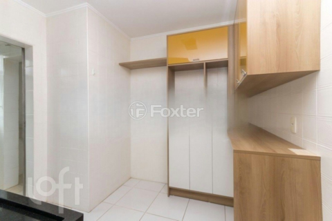 Image 3 - 916922