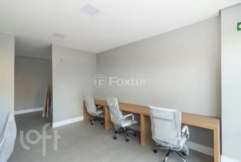 Image 32 - 917064