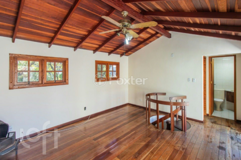 Image 33 - 917089