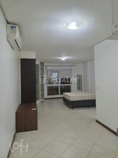 Image 3 - 917111