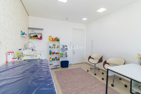 Image 7 - 917125