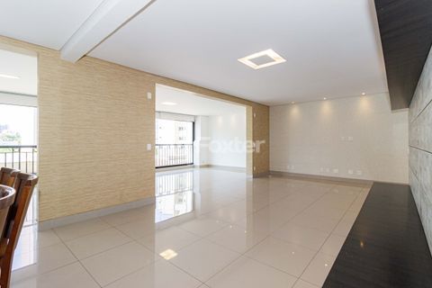 Image 5 - 917129