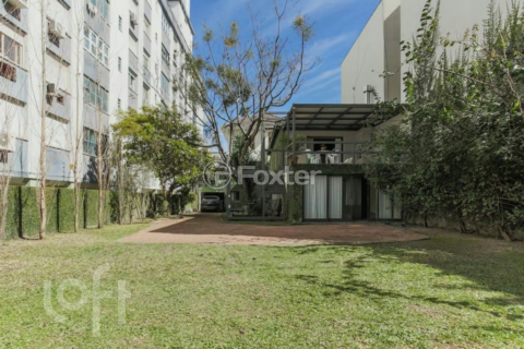 Image 31 - 917303